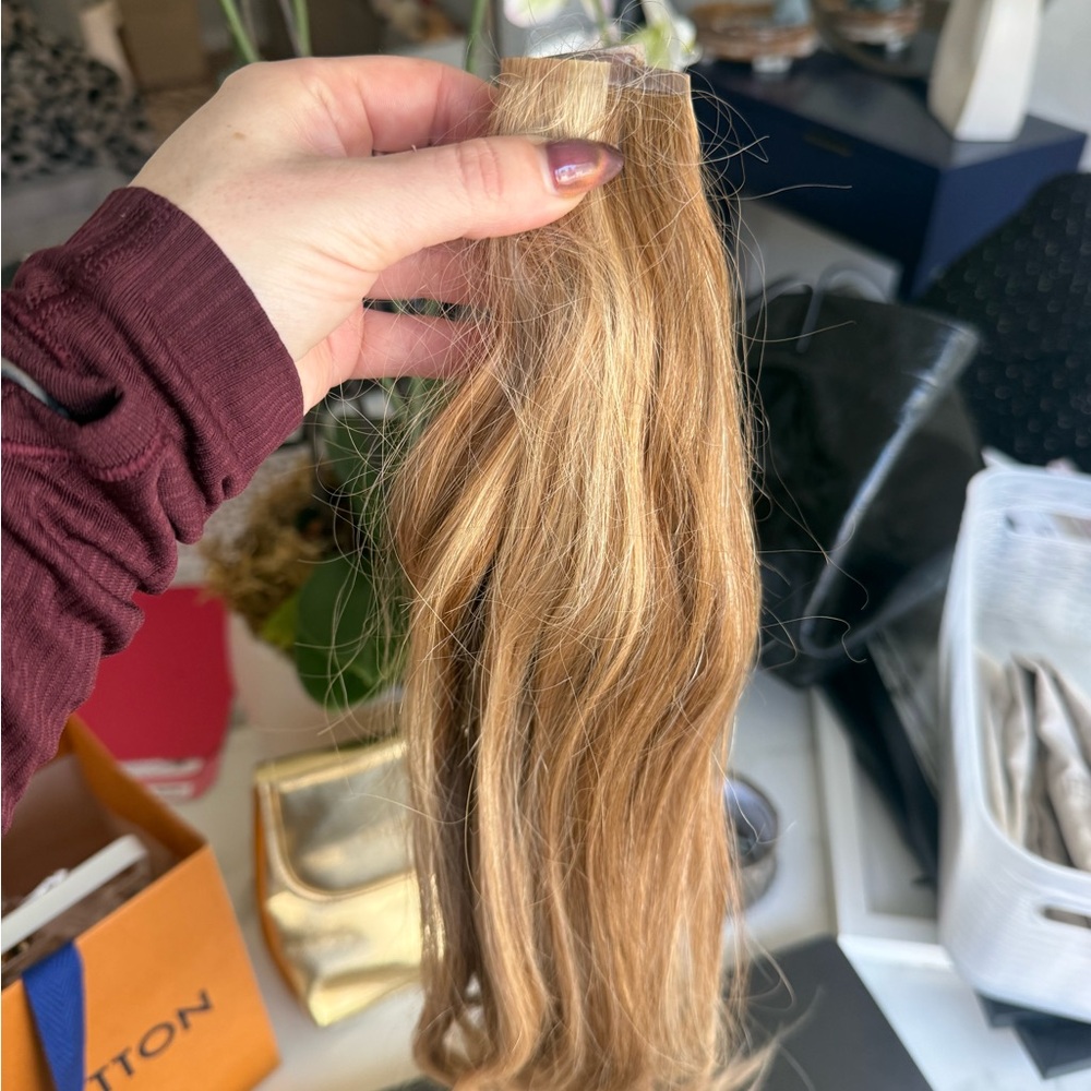 Hidden Crown Flip Up Ponytail Extension - Honey Blonde - Picture 5 of 9